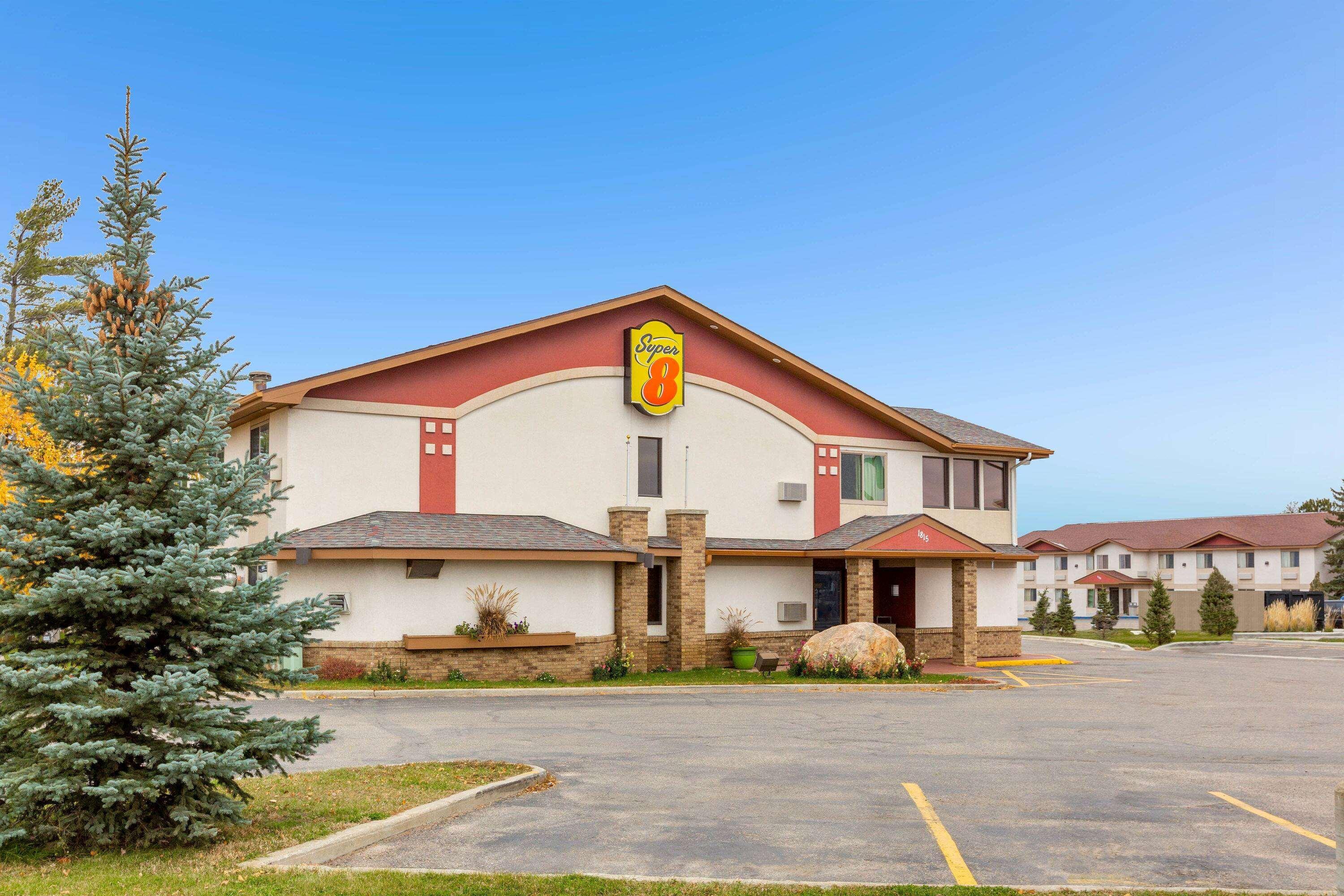 Отель Super 8 By Wyndham Bemidji Mn Экстерьер фото