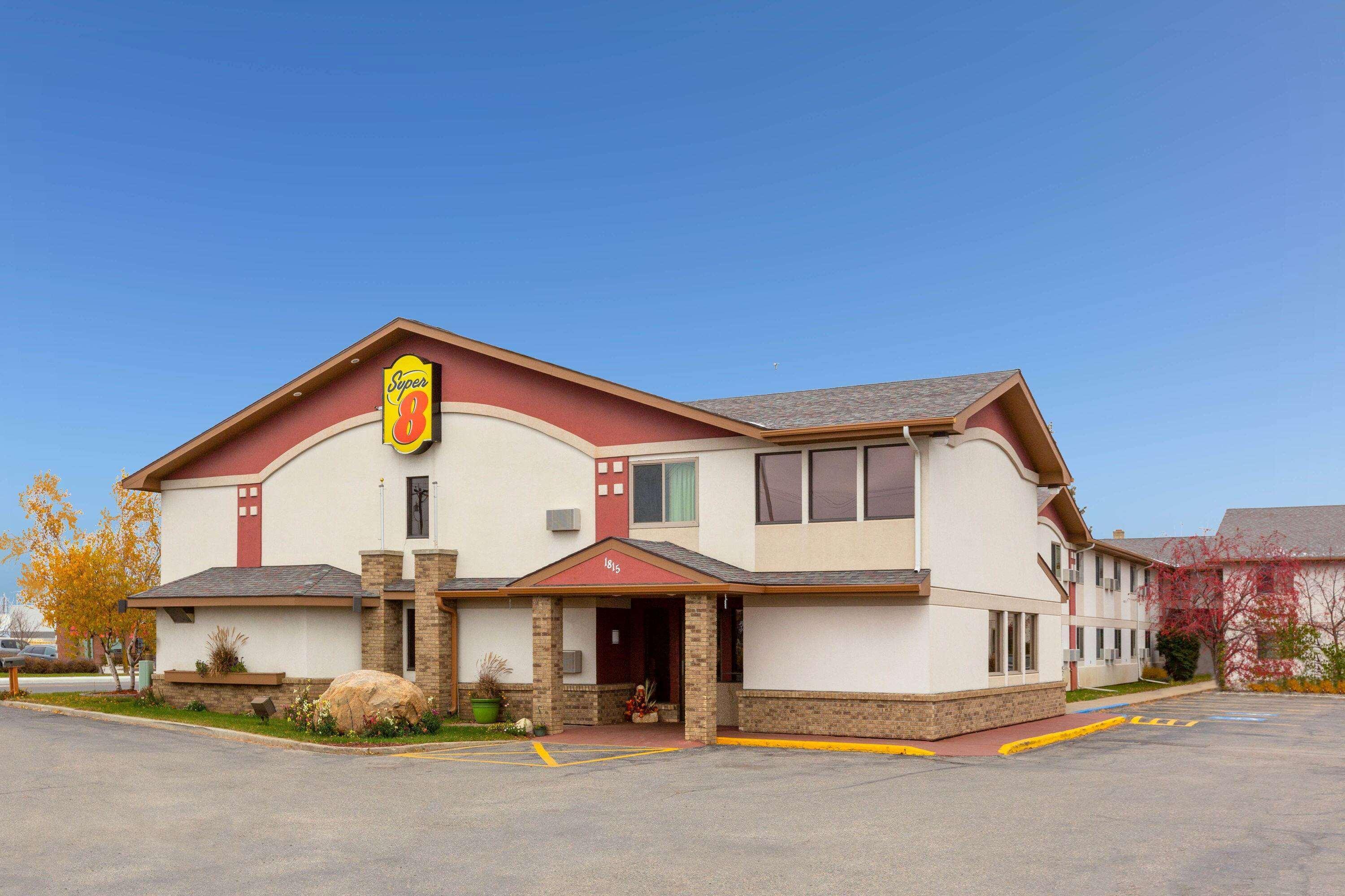 Отель Super 8 By Wyndham Bemidji Mn Экстерьер фото